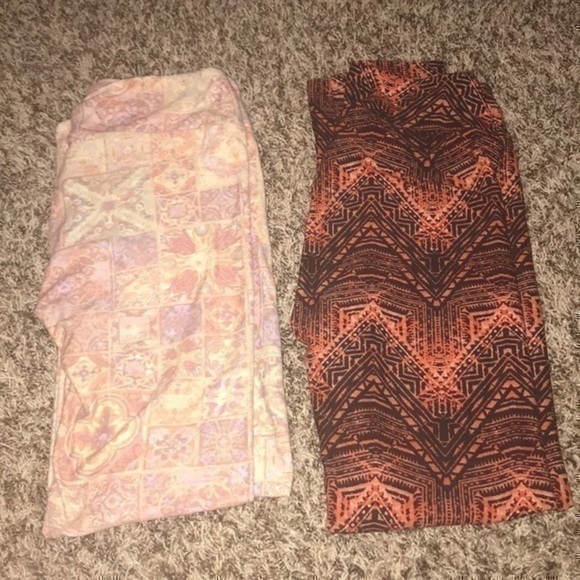 Cute fun pattern Lularoe legging bundle - Picture 2 of 6